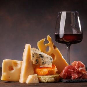 Vino formaggi e salumi